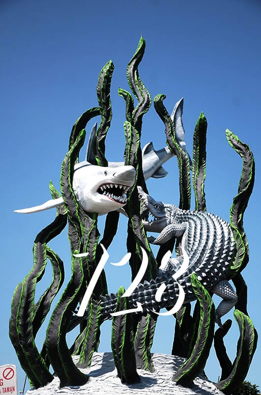 Patung Suroboyo 728 Tahun Surabaya