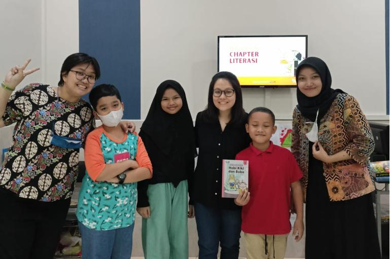 Penyuluhan bersama narasumber Ibu Angela Andriono - Sumber: dokumentasi lembaga