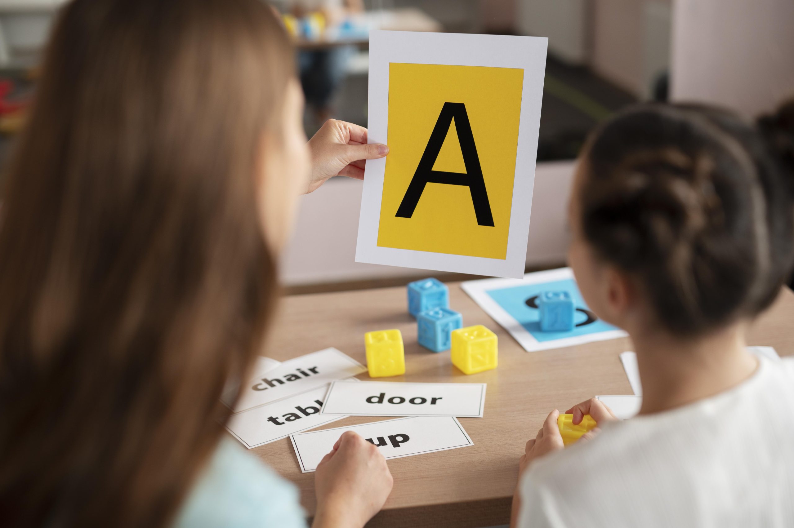 Kunci Sukses Mengenalkan Bahasa Inggris Untuk Anak