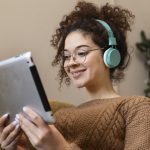 Salah satu solusi terbaik untuk belajar bahasa Inggris dan keterampilan aplikasi digital adalah melalui LEAP English & Digital Class.