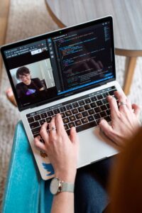 tips menjadi virtual assistant ini membantumu jika ingin kerja remote
