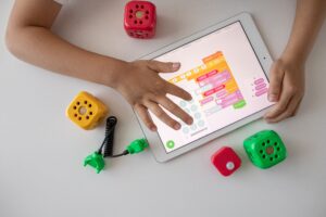 Inilah manfaat belajar Scratch untuk anak Anda