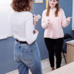 shadowing bahass Inggris bisa menjadi role model