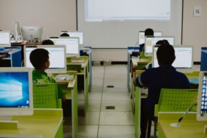 Tempat Belajar Coding Terbaik di Surabaya 1 Inilah tempat belajar coding terbaik di Surabaya